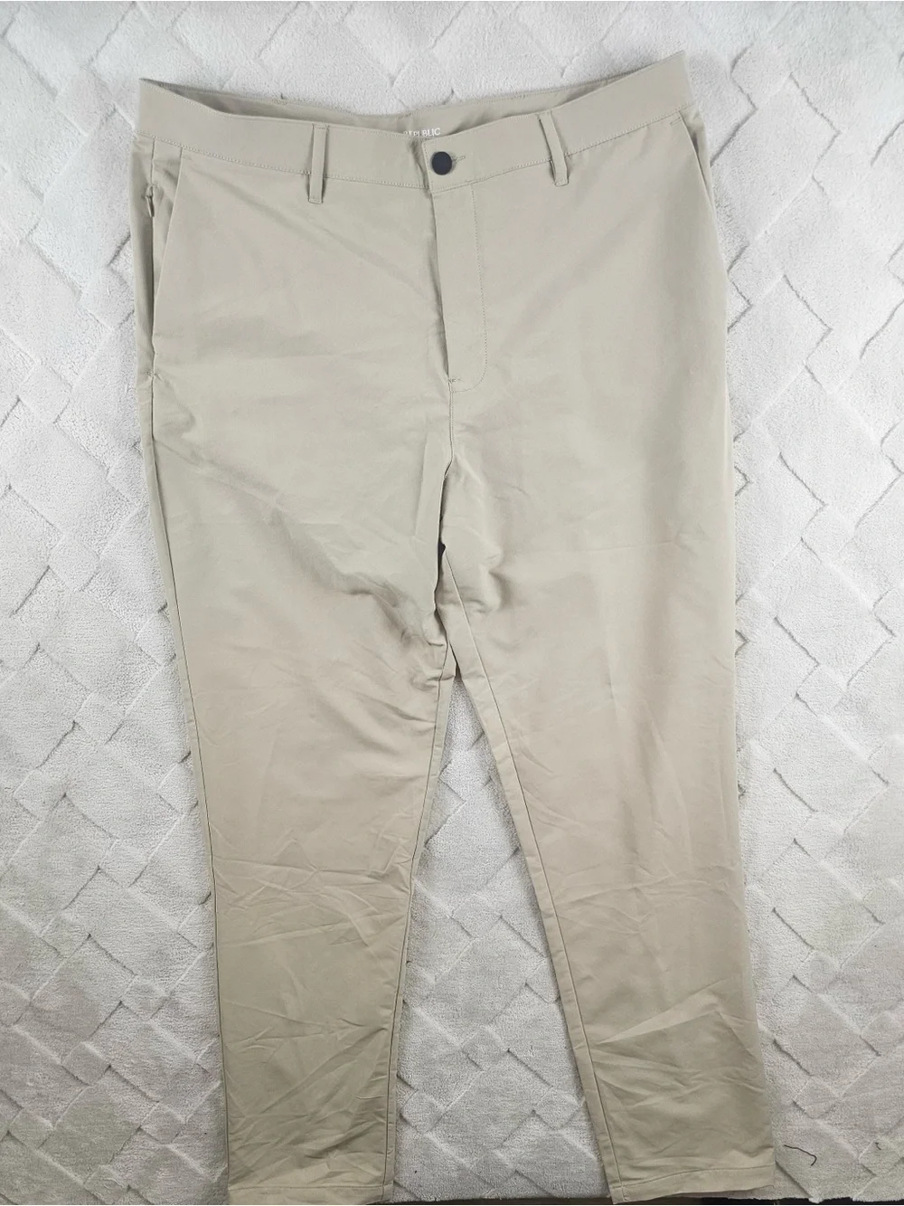 Banana Republic Traveler Pant Mens 38x34 Chino Tech Flat Front Beige